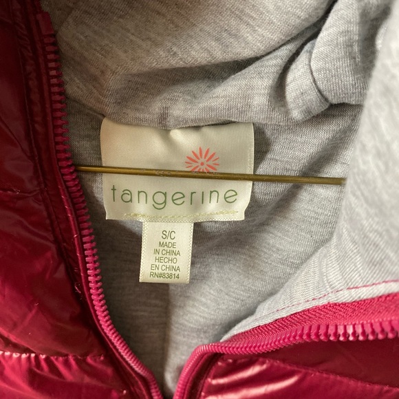 TANGERINE | Burgundy Puffer Jacket with Hood (NEW) - Picture 3 of 5